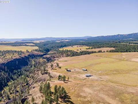 88229 Bartlett Rd, Enterprise, OR 97828