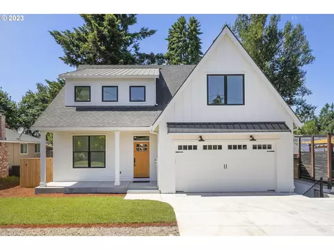 1215 Lincoln St, Oregon City, OR 97045