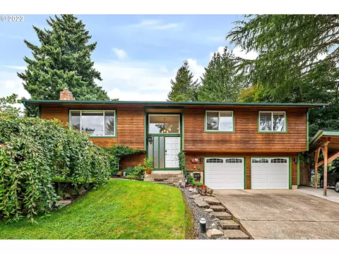 13450 SW Village Glenn Ct, Portland, OR 97223