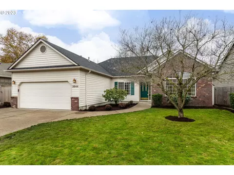 3544 Sussex St, Eugene, OR 97401