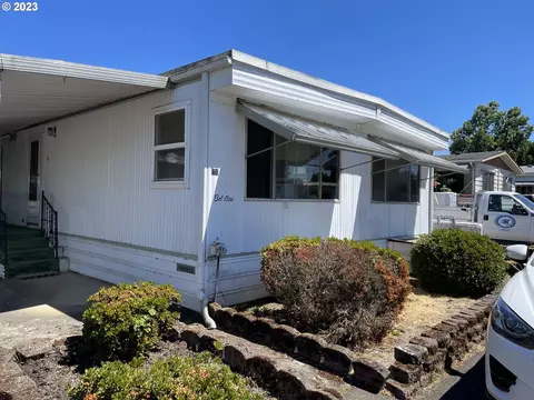 124 Broadmore Ave NE, Salem, OR 97301