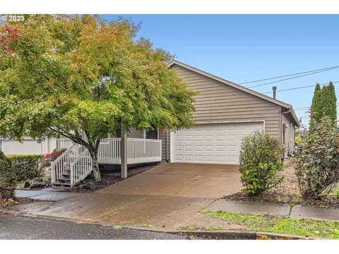 14126 SE Summerfield Loop, Happy Valley, OR 97086