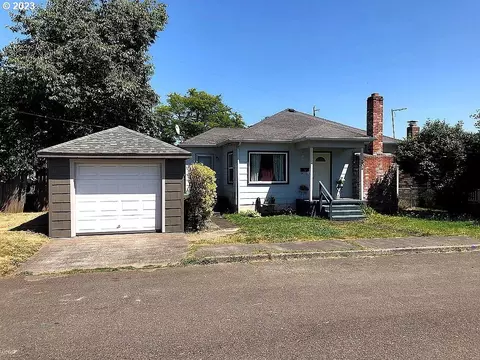 204 Dubois Ln, Saint Helens, OR 97051