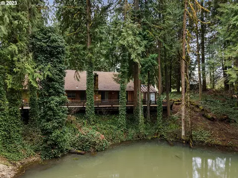 19325 SW Edy Rd, Sherwood, OR 97140