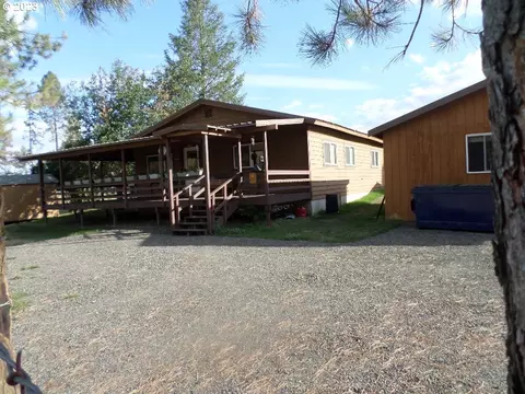 1004 N Bear Creek Rd, Wallowa, OR 97885