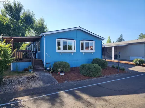 4357 NE Bren Loop #100, Salem, OR 97305