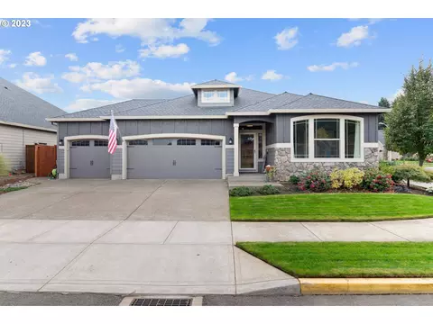 305 SE 13th Pl, Canby, OR 97013