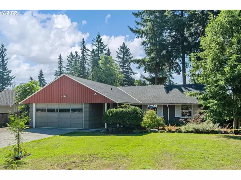 14646 SE Hawthorne Ct, Portland, OR 97233