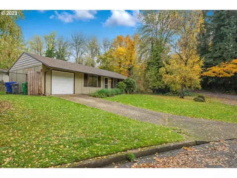 7910 SE 101st Ave, Portland, OR 97266