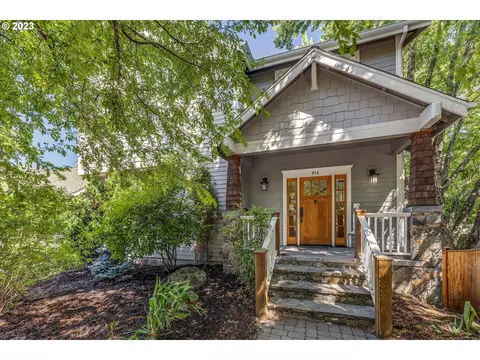 914 Cascade Ave, Hood River, OR 97031