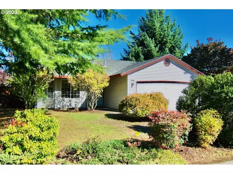 15716 NE 32nd St, Vancouver, WA 98682