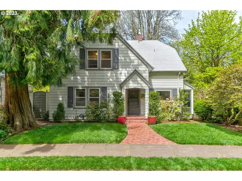 4019 SW Hillsdale Ave, Portland, OR 97239