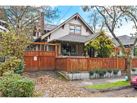 4630 NE 17th Ave, Portland, OR 97211