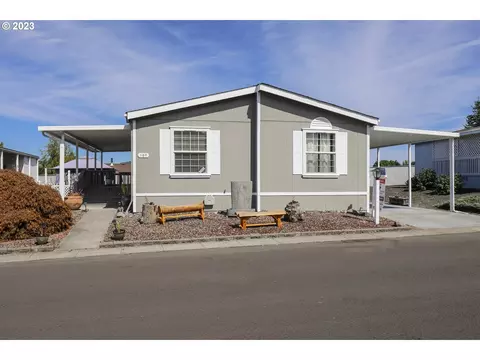 107 Riverridge Ave, Roseburg, OR 97471