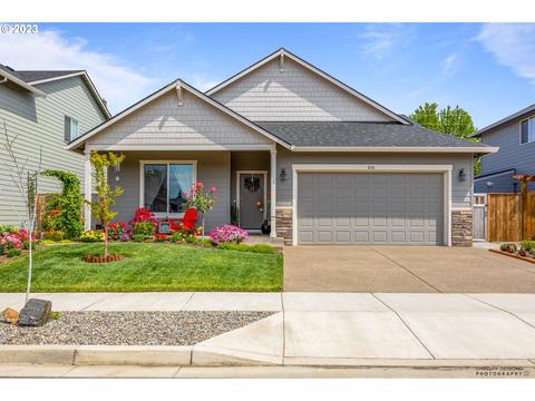 824 River Ave, Brownsville, OR 97327