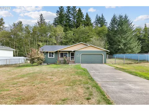 186 Home Town Dr, Kelso, WA 98626