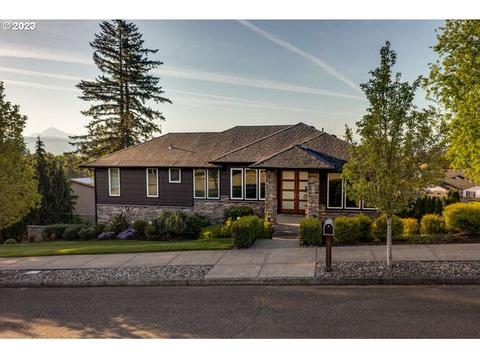 914 NW 24th Ave, Camas, WA 98607