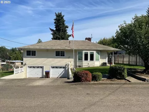 1015 NE Hawthorne Ave, Myrtle Creek, OR 97457