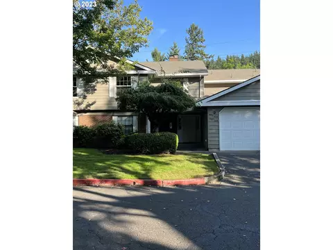 558 SW Eastman Pkwy, Gresham, OR 97080