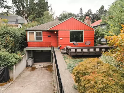 711 Sherman Ave, Hood River, OR 97031