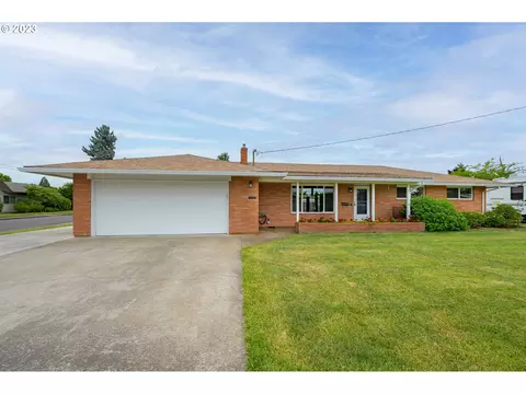 553 NW 18th Pl, Mcminnville, OR 97128