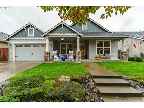 15 NE 17th St, Battle Ground, WA 98604