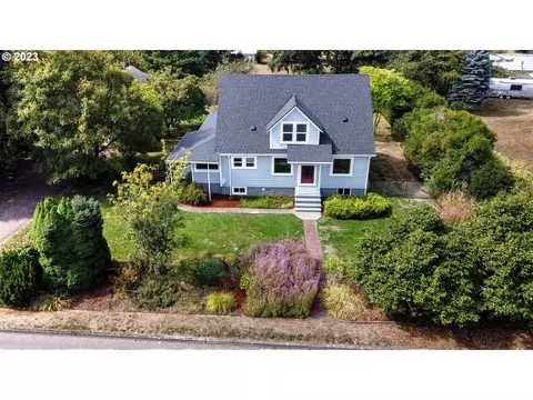 6041 NW Payne St, Camas, WA 98607