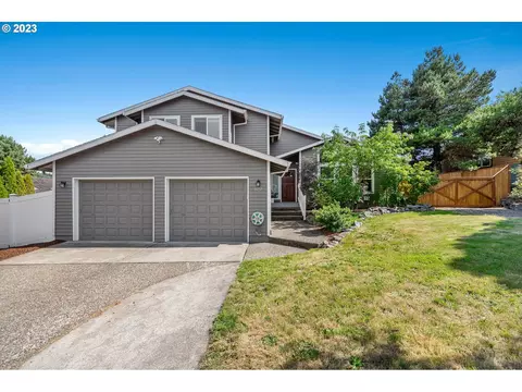 3402 SW Willow Pkwy, Gresham, OR 97080