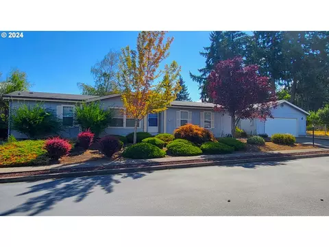 2120 Patrick Ct, Cottage Grove, OR 97424