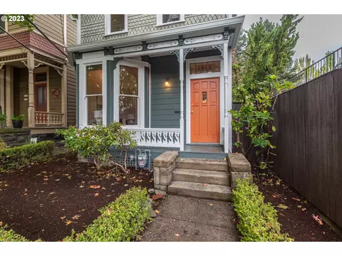 1919 NW 24th Ave, Portland, OR 97210