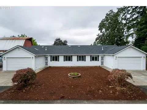 2813 22nd Ave, Forest Grove, OR 97116