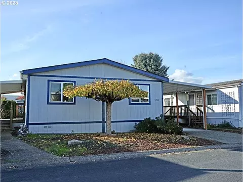 51509 SE 6 St, Scappoose, OR 97056
