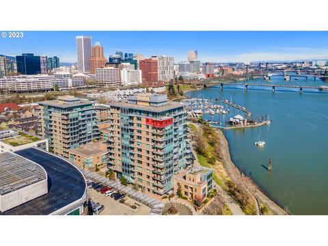 1920 S River Dr #E1203, Portland, OR 97201