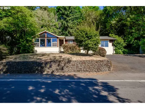 4323 Lakeview Blvd, Lake Oswego, OR 97035