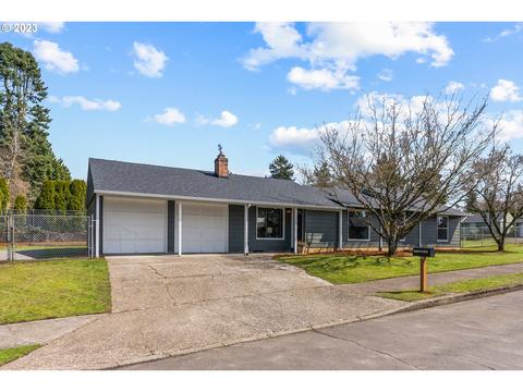 1100 SE 211th Ct, Gresham, OR 97030