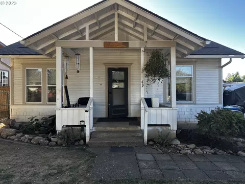 519 Leasure St, Woodburn, OR 97071