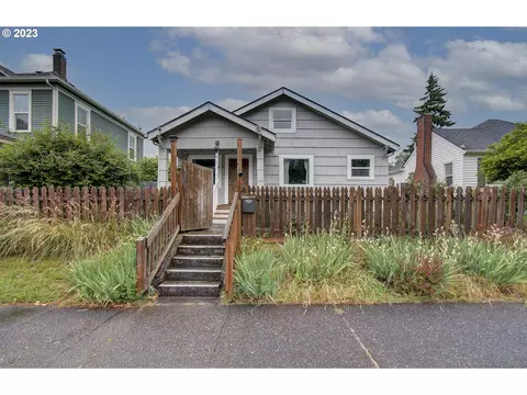 610 W 27th St, Vancouver, WA 98660