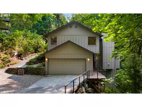 8721 SW 47th Ave, Portland, OR 97219