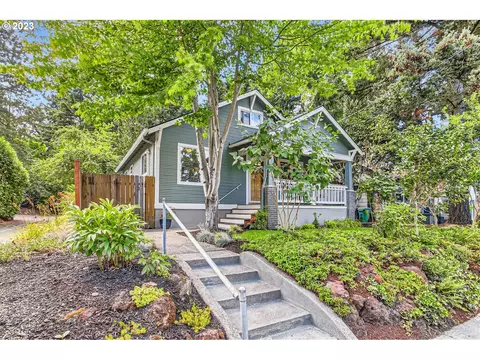 6027 NE 33rd Ave, Portland, OR 97211