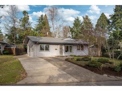 12675 SW Faircrest St, Portland, OR 97225