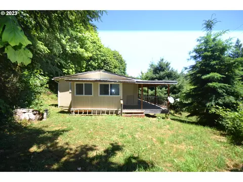 26537 State Highway 38, Elkton, OR 97436