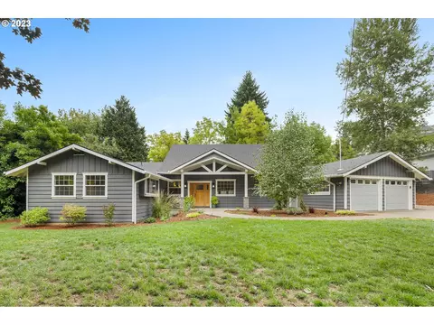 2834 Glenmorrie Dr, Lake Oswego, OR 97034