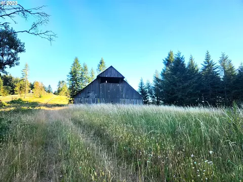 Territorial Hwy, Veneta, OR 97487
