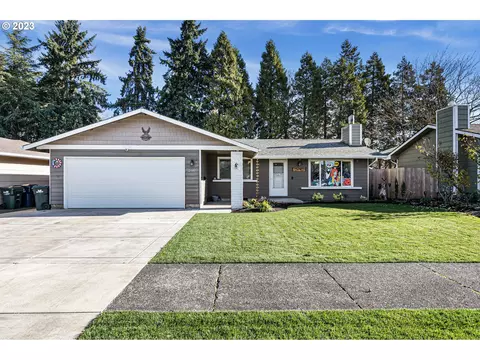 2343 Don St, Springfield, OR 97477