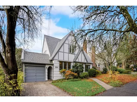 3025 NE 34th Ave, Portland, OR 97212