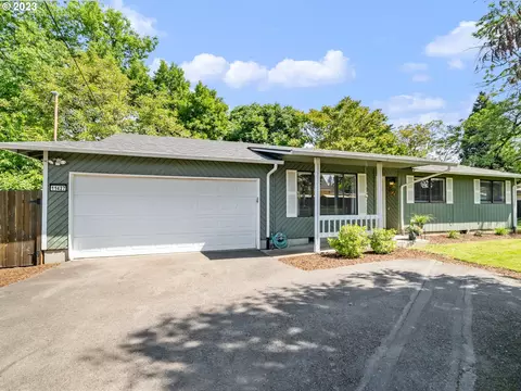 11427 NE Sacramento St, Portland, OR 97220