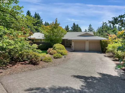 11390 SE Peggy Way, Happy Valley, OR 97086