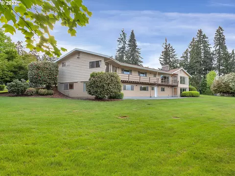 52122 Hoag Ter, Scappoose, OR 97056