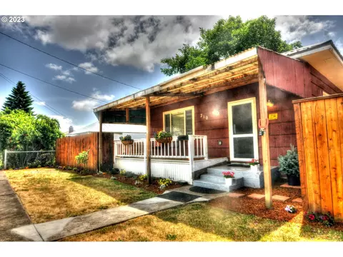 210 NE Yamhill St, Sheridan, OR 97378