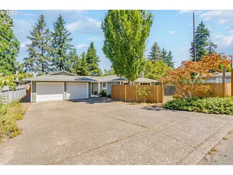 23795 NE Shannon St, Wood Village, OR 97060